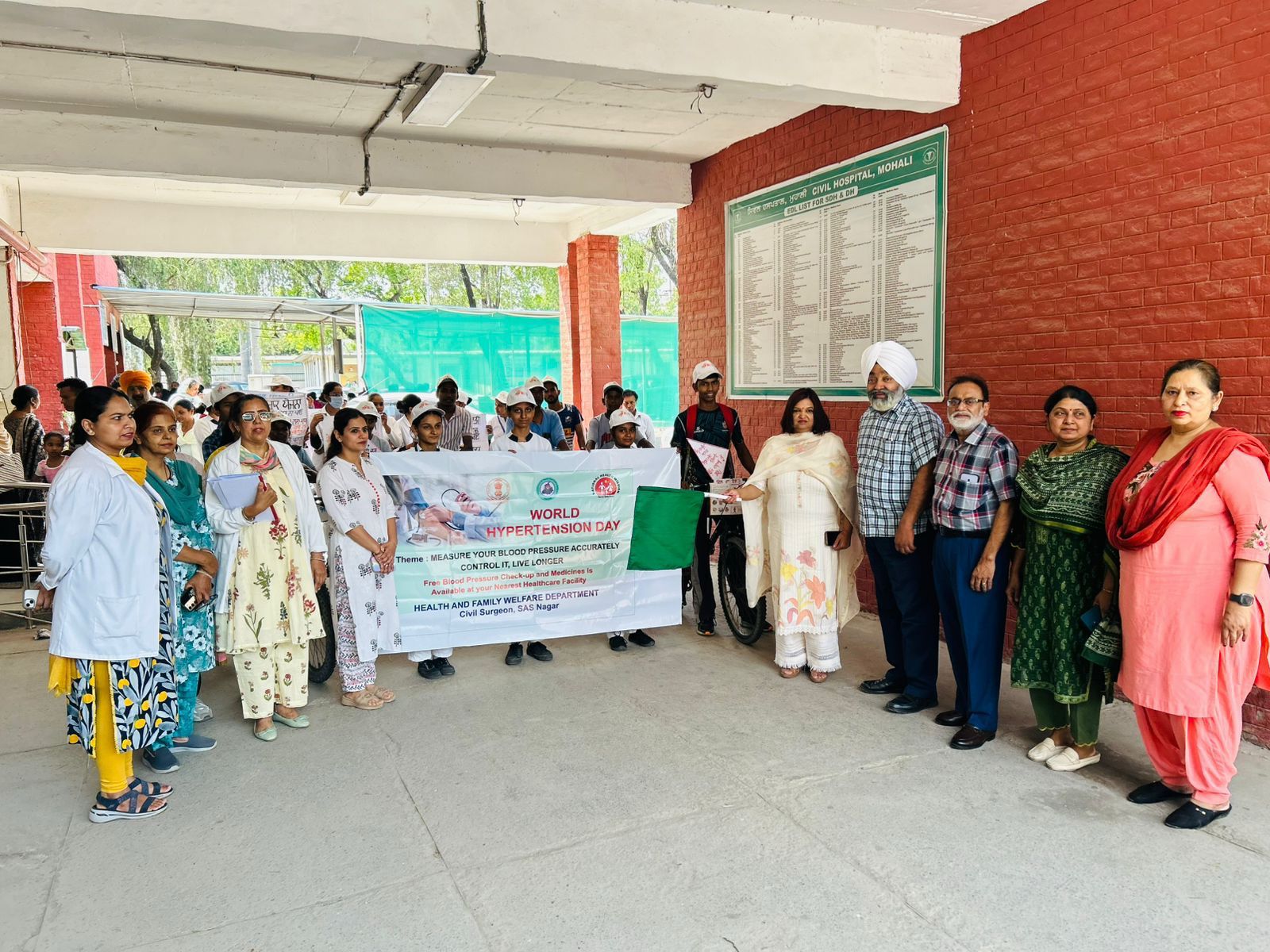 Cycle rally dedicated to Hypertension Day.